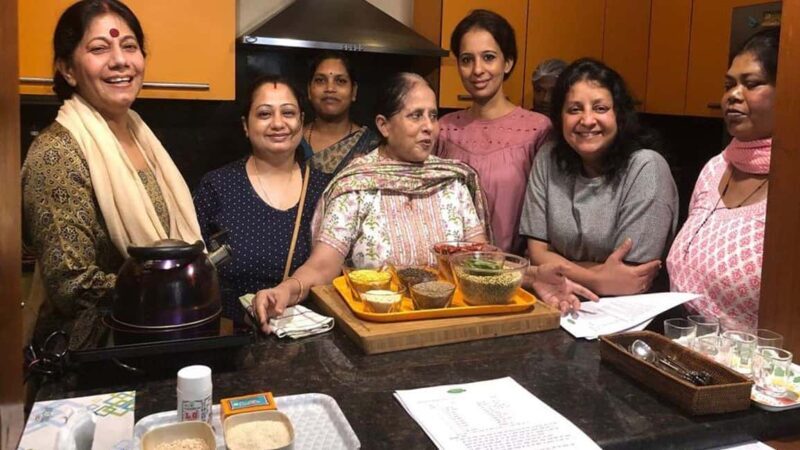 Pune: Traditional Maharashtrian Cooking Class & Dinner - Key Points