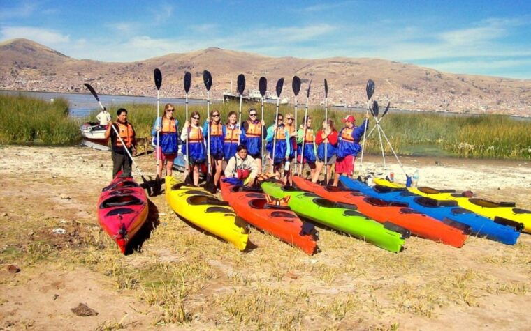 puno-kayaking-at-lake-titicaca-uros-taquile