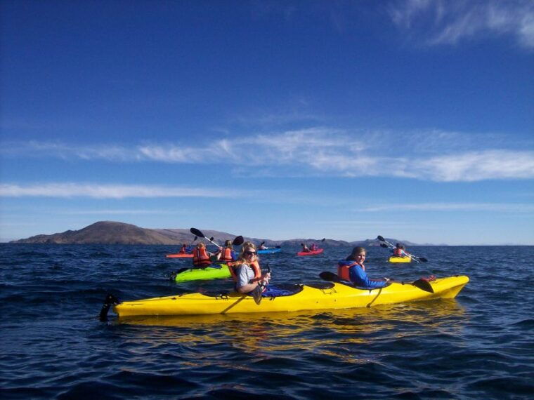 puno-kayaking-at-lake-titicaca-uros-taquile
