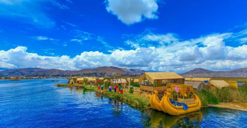 puno-uros-floating-islands-guided-half-day-tour
