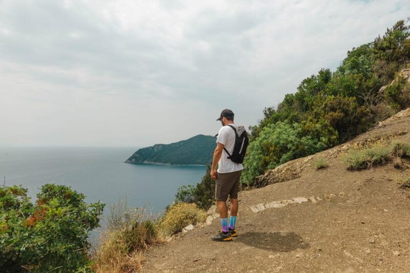 punta-baffe-hiking-immersed-in-the-mediterranean-bush-overlooking-the-sea