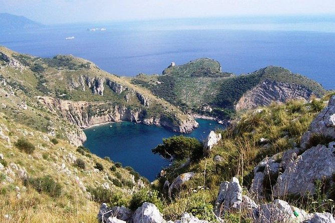 punta-campanella-hike-amalfi-coast-sorrento