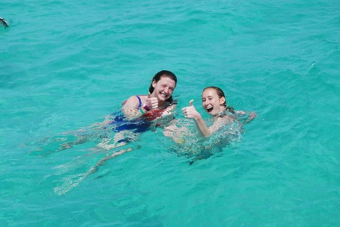 punta-cana-booze-cruise-with-snorkeling-natural-pool-open-bar