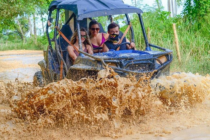 punta-cana-buggy-adventure-playa-macao-and-dune-with-safari-2