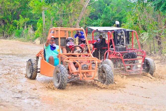 punta-cana-buggy-adventure-playa-macao-and-dune-with-safari