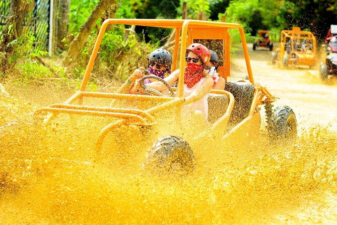 punta-cana-buggy-adventure-playa-macao-and-dune-with-safari