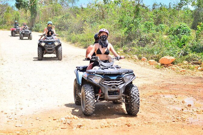 punta-cana-buggy-around-macao-beach-and-taina-cave-safari-shuttle