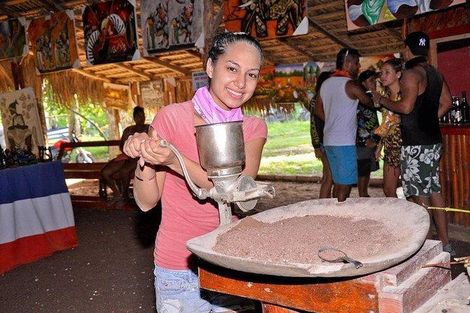 punta-cana-buggy-with-cave-dip-mamajuana-tasting-macao-beach