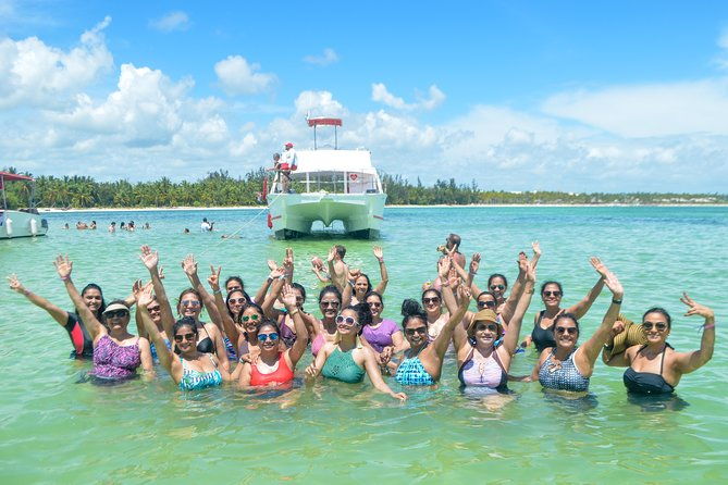 punta-cana-caribbean-party-boat-with-snorkeling
