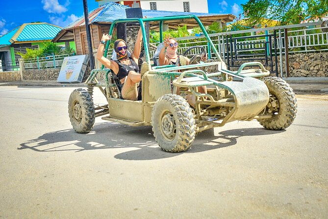 punta-cana-dune-buggy-adventure-and-amazing-water-cave-2