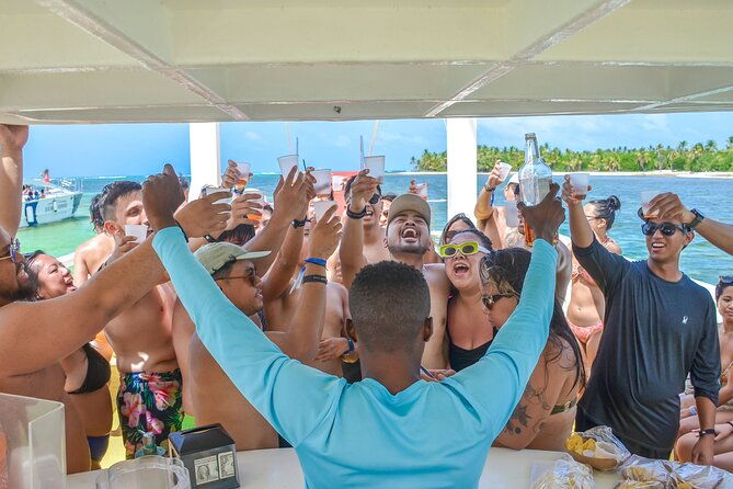 punta-cana-party-boat-only-adult