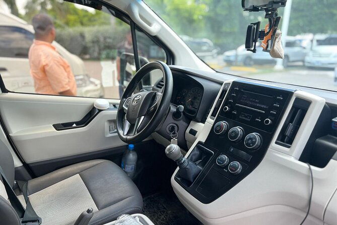 punta-cana-private-airport-transfers-one-way-to-from-uvero-alto