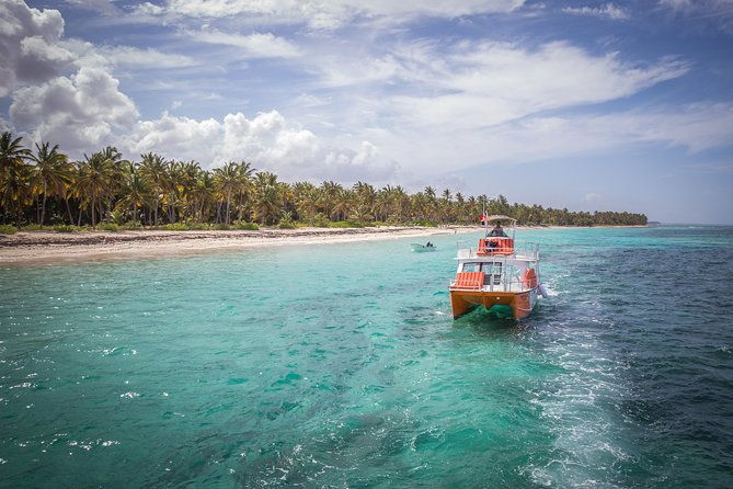 punta-cana-private-catamaran-cruise-with-drinks-and-light-snacks