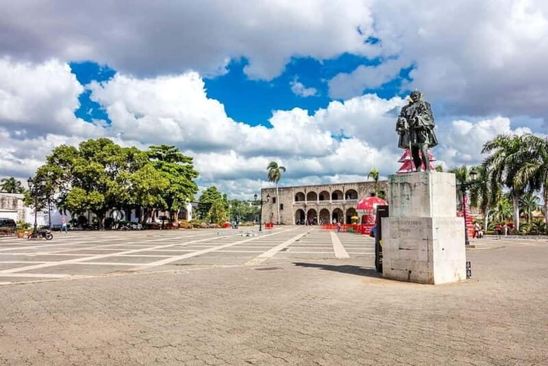 Punta Cana: Santo Domingo Colonial City Tour with Lunch - What to Expect from the Tour