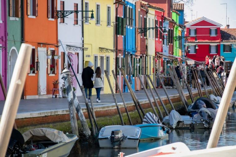punta-sabbioni-murano-burano-torcello-guided-boat-tour
