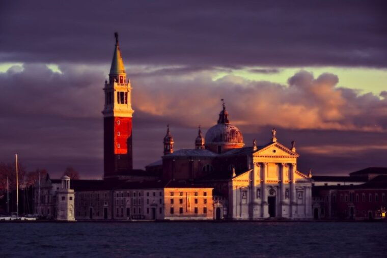punta-sabbioni-venice-by-night-and-sunset-panoramic-cruise