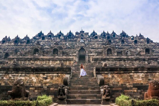 Punthuk Setumbu Sunrise, Borobudur Temple & Merapi Lava Tours - The Sum Up