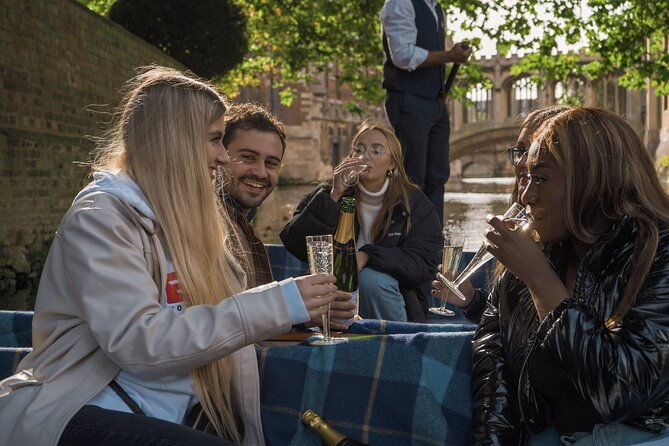 punting-tour-in-cambridge