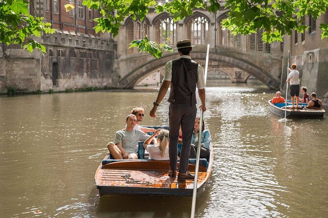 punting-tour-in-cambridge