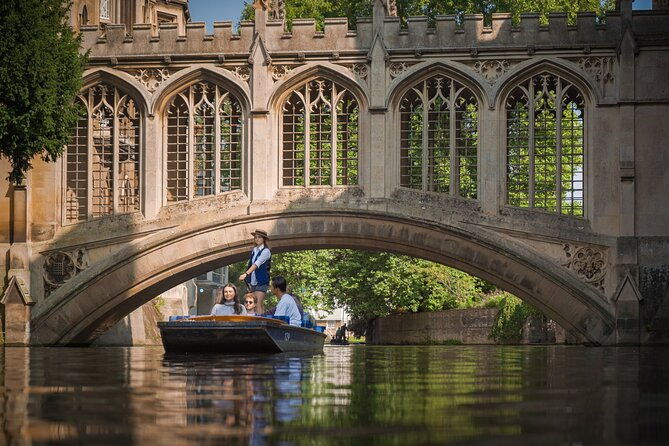 punting-tour-in-cambridge