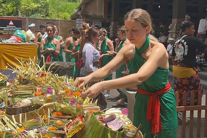 Purification at Holy Spring Temple - Who Will Love This Tour?