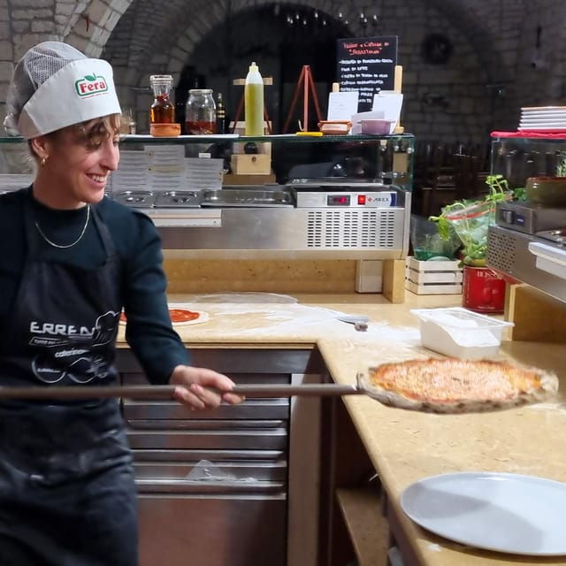 putignano-make-and-taste-gourmet-pizza