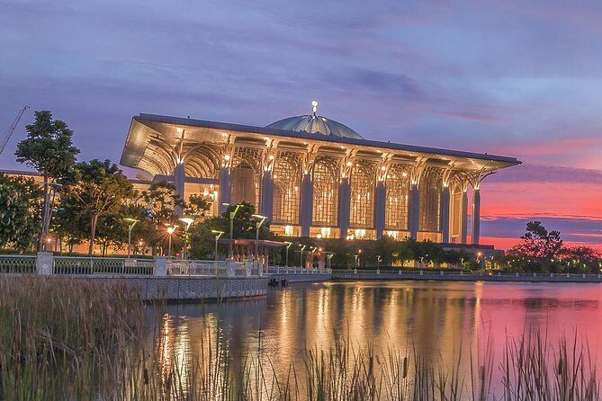 Putrajaya, Batu Caves & Kuala Lumpur City Full-Day (10-Hrs) - Who Should Consider This Tour?