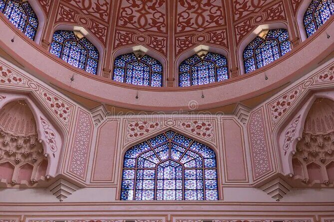 Putrajaya Pink Mosque and Blue Mosque Shah Alam Day Tour - FAQ