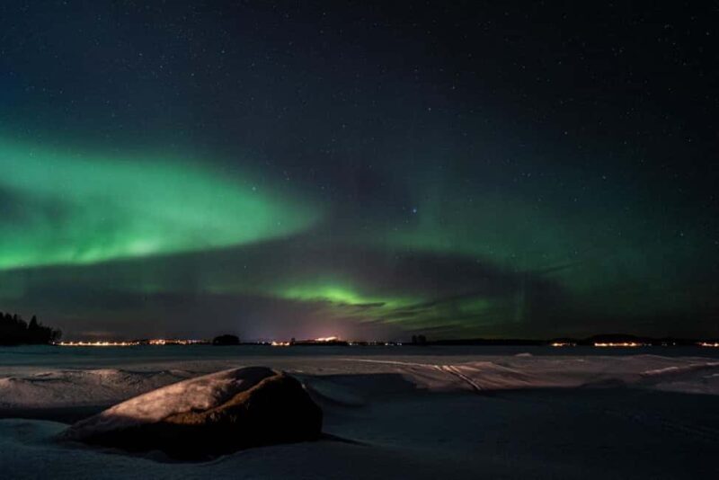 Pyhätunturi: Northern Lights Hunting Tour with Hot Drinks - Key Points