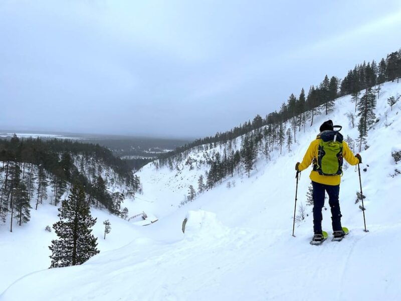 pyhatunturi-private-snowshoeing-tour-in-pyhatunturi