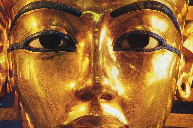 Pyramids of Giza and National Museum Private Day Tour - Visiting the Pyramids of Giza: A Once-in-a-Lifetime View