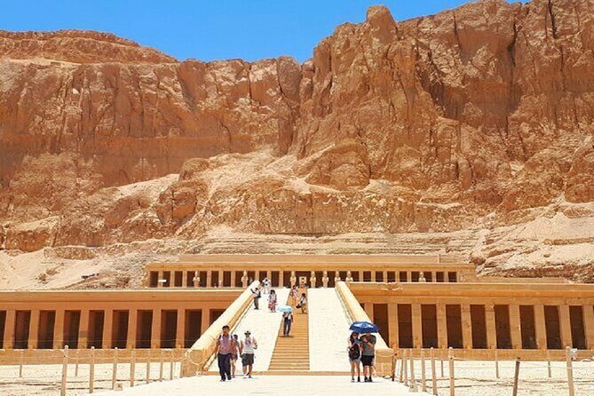 Pyramids of Giza, Sakkara & Memphis: Private Tour with guide - Who Should Consider This Tour?