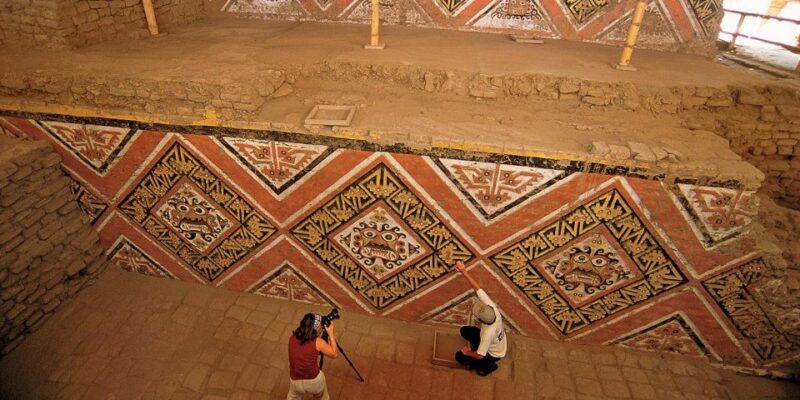 pyramids-of-the-sun-and-the-moon-huanchaco-and-chan-chan-2