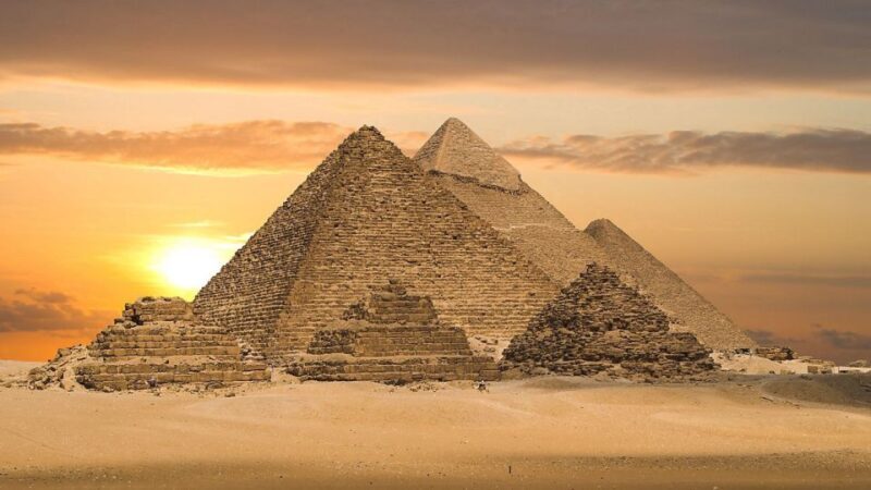 Pyramids, Sakkara & Memphis Private Tour with Lunch - Who Would Love This Tour?