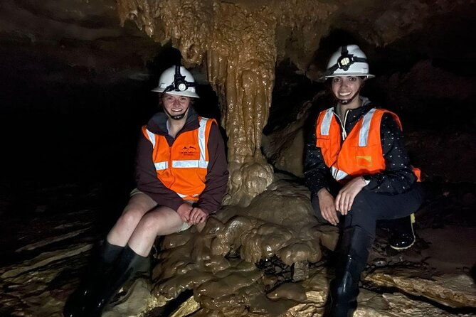qaranahui-cave-and-qeswachaka-bridge-from-cusco
