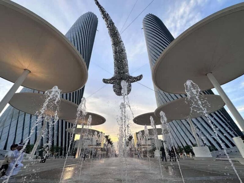 Qatar's Heart & Future: Doha and Lusail Guided City Tour - Key Points