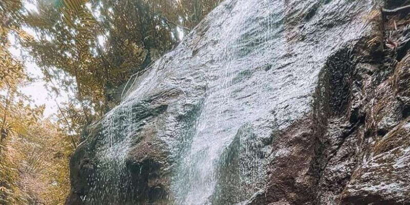 quad-bike-bali-with-tunnel-waterfall-tour