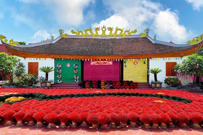 Quang Phu Cau Incense and Duong Lam Ancient Village Private Tour - A Day in the Life: Exploring Hanoi’s Hidden Corners