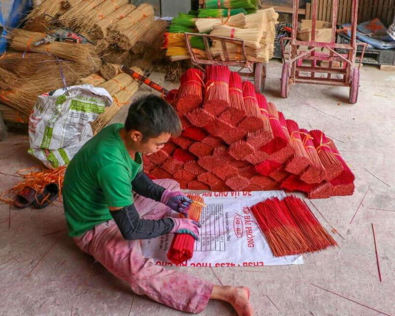 Quang Phu Cau Incense Village And Hat Making Private Tour - Practical Details & Tips for Travelers