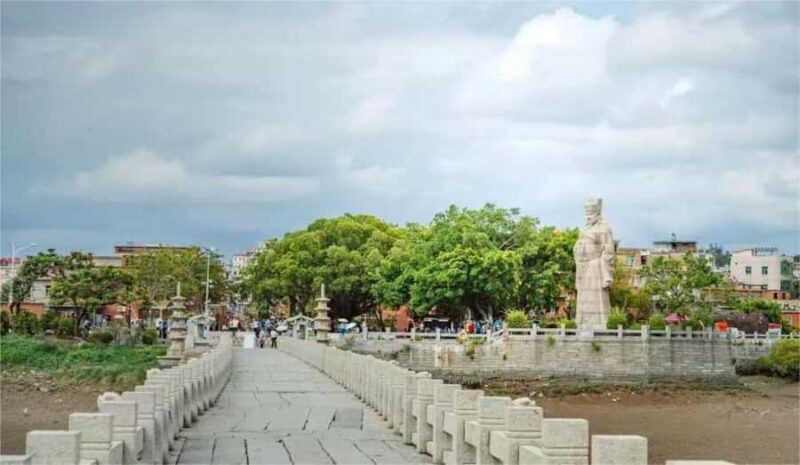 Quanzhou: Xunpu Village, Kaiyuan Temple and West Street Trip - Frequently Asked Questions