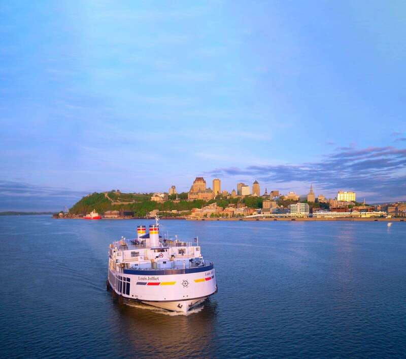 quebec-city-2-hour-cocktail-dj-evening-cruise