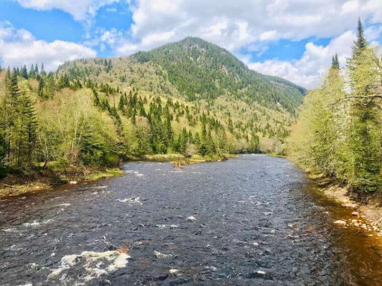 quebec-city-guided-hike-in-jacques-cartier-national-park