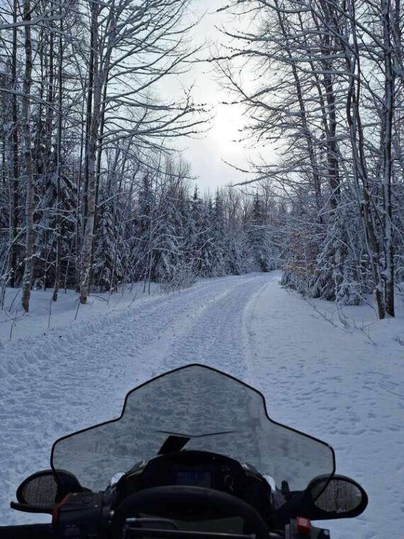 quebec-city-guided-snowmobile-tour