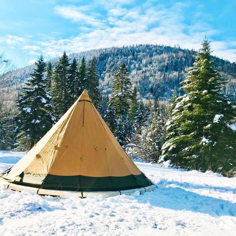 quebec-city-jacques-cartier-national-park-snowshoeing-tour