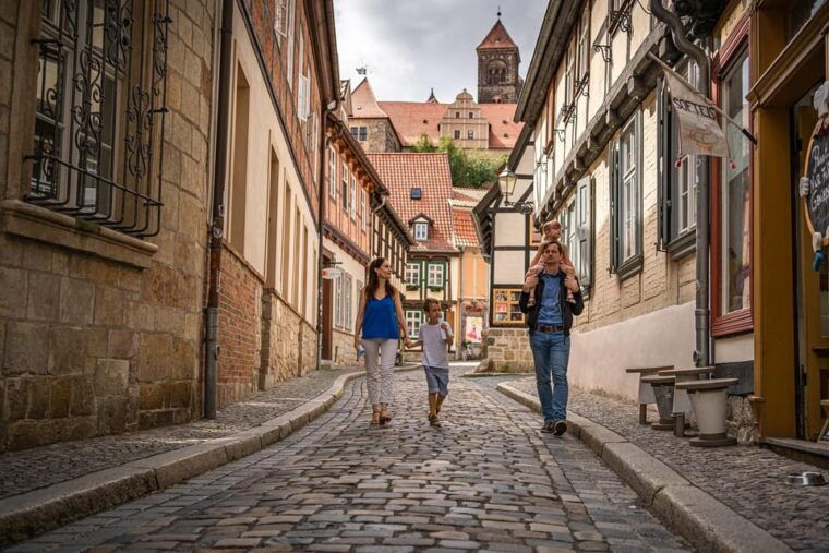 quedlinburg-guided-city-walk-highlights-tour-private