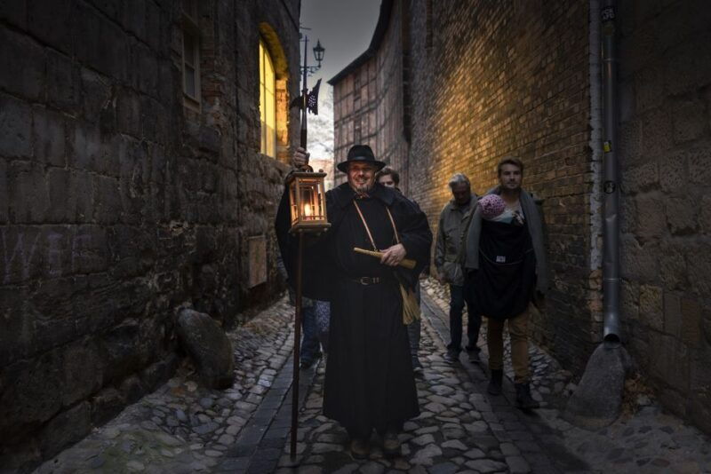 quedlinburg-historical-old-town-evening-walking-tour