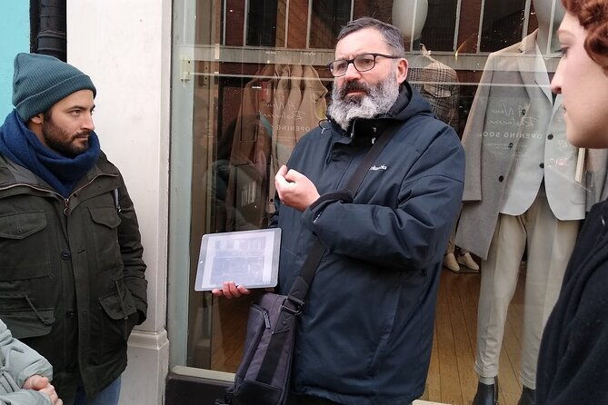 queen-highlights-walking-tour-of-london