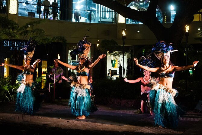 queens-luau-in-the-heart-of-waikiki