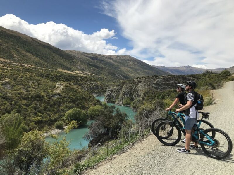Queenstown: Guided E-Bike Tour with Winery Visits & Tastings - Exploring the Itinerary in Detail
