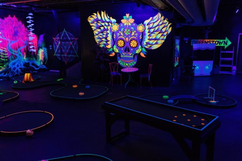 Queenstown: Indoor Putt 'n' Glow Mini Golf - Who Will Love This Experience?